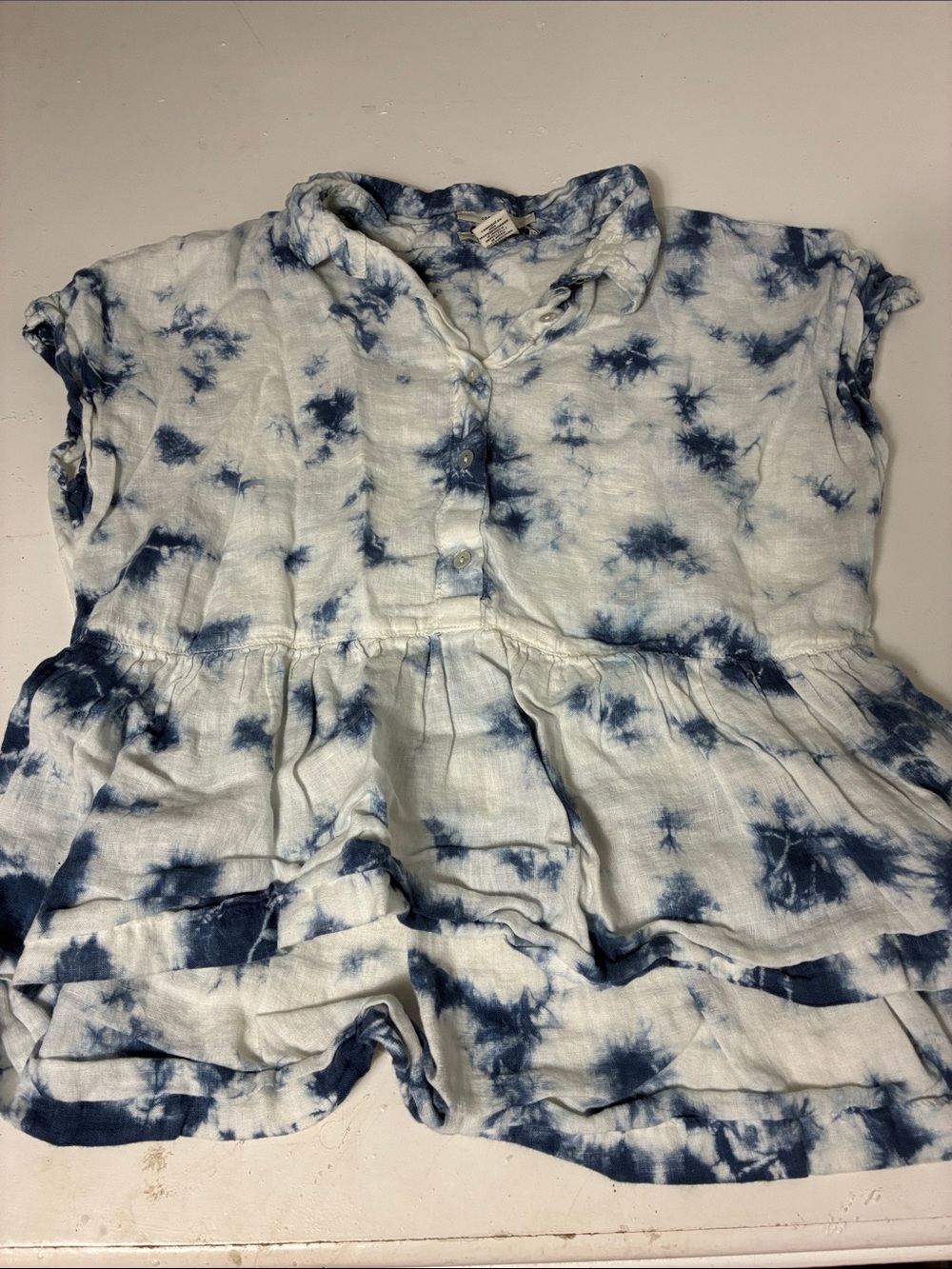 Rachel Zoe Small Tye Dye Blue White Short Sleeve Half Button Up Collared Top